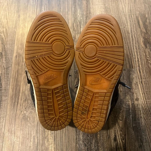 Women’s Nike Dunk Sky High Sneakers Size 5 Black - Picture 8 of 9